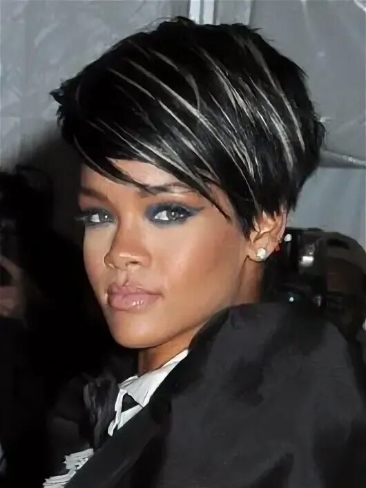 35 Short Hair Color Ideas Short hair color, Black hair with blonde highlights, R