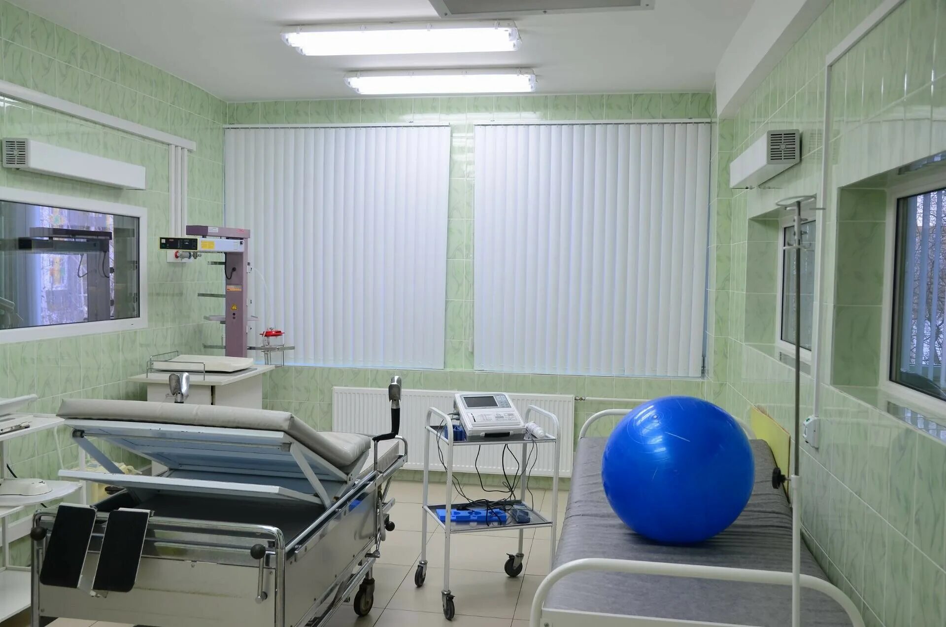 регистратура женской консультации. регистратура женской консультации. запись к гинекологу в женскую консультацию. женская консультация омск. часы приема в роддоме.