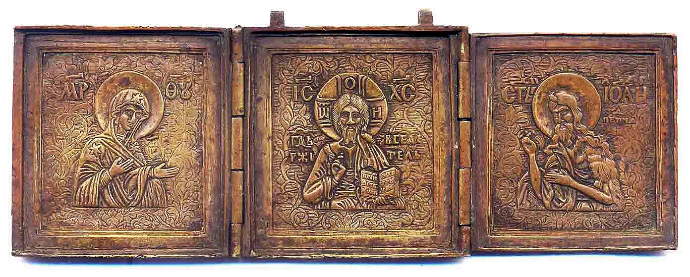 золотой оклад остромирова евангелия. складень деисус 18 век. складень параскева пятница. складень трехстворчатый деисус. бронзовая икона книжка.