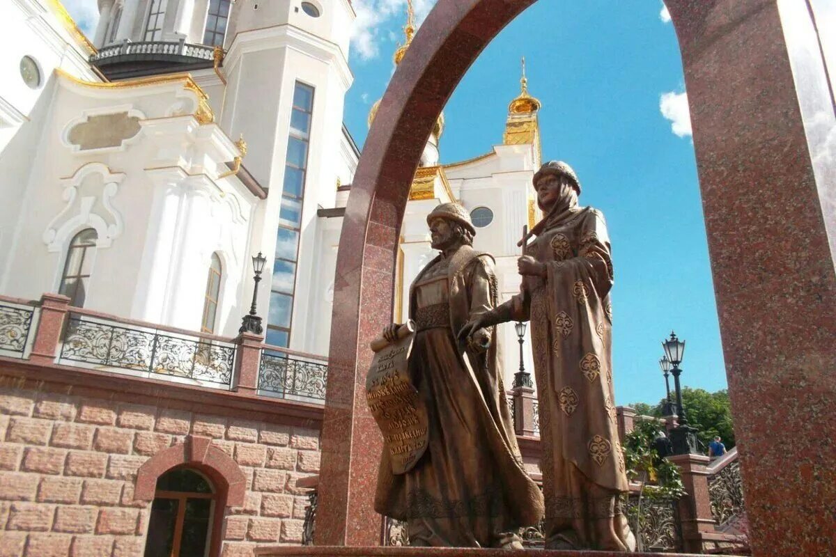 петра и февронии, україна, донецьк. соборный храм святых петра и февронии донецк. собор петра и февронии в донецке. храм петра и февронии донецк. собор петра и февронии собор донецка.