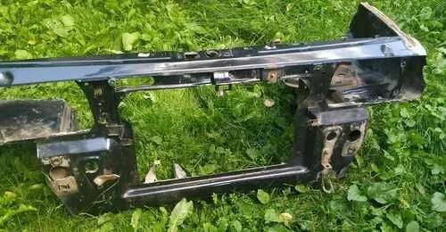 Ваз 2106 телевизор радиатор. Верхняя рамка радиатора ваз 2114. Новый телевизор на ваз 2109. Панель передняя ваз 2114 телевизор. Рамка радиатора 2114.