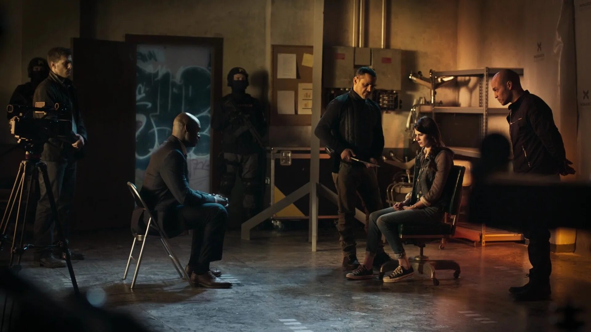 They feature. Актер из Квантум брейк.