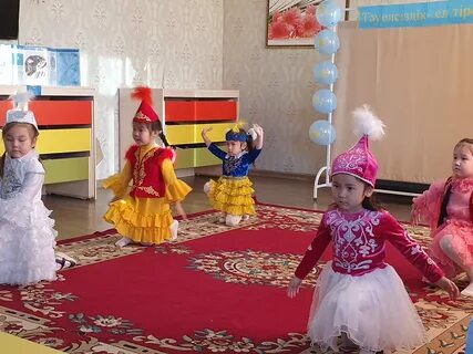 Сыртта студенттік секс видеосы