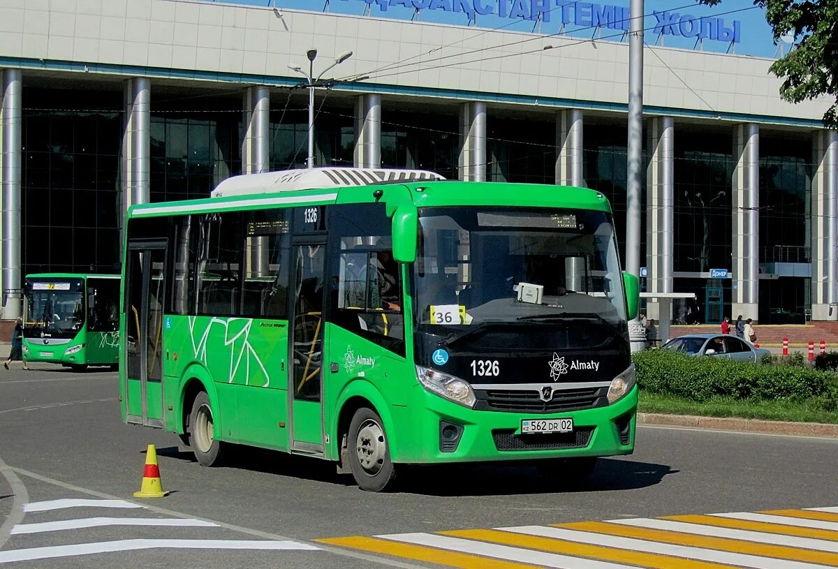 Китайские автобусы. 74 автобус алматы. Лиаз 4292 мострансавто. 74 автобус алматы. Электробус 2030.