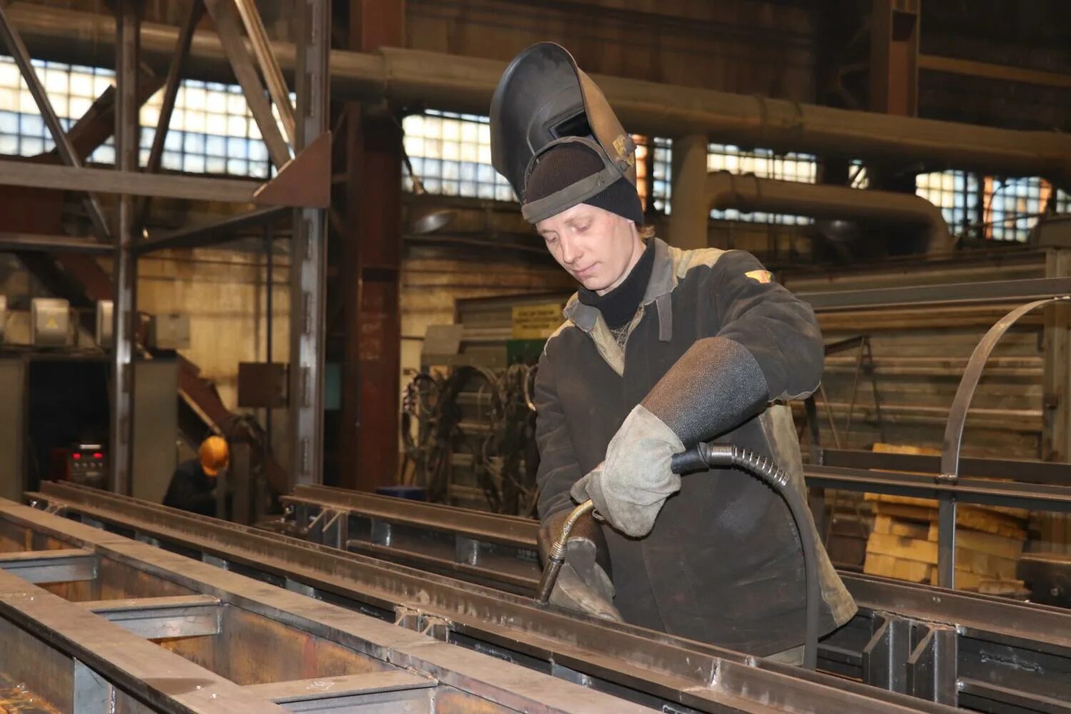 Обо всем омутнинск. Михаил ваганов омутнинск. Вакансии омутнинск. Омутнинский металлургический завод в 1773. Омутнинск кировская область.