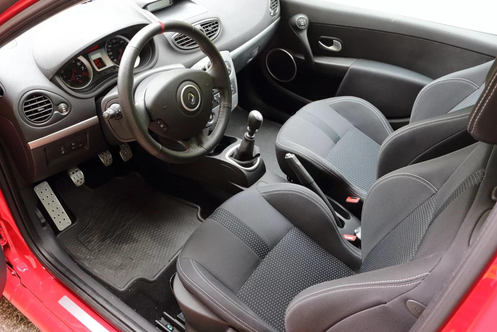 Рено клио салон фото TopikUnik Belles voitures Roulez goûtu Page : 2925 Auto / Moto Discussi