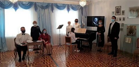 Встретился с писателем