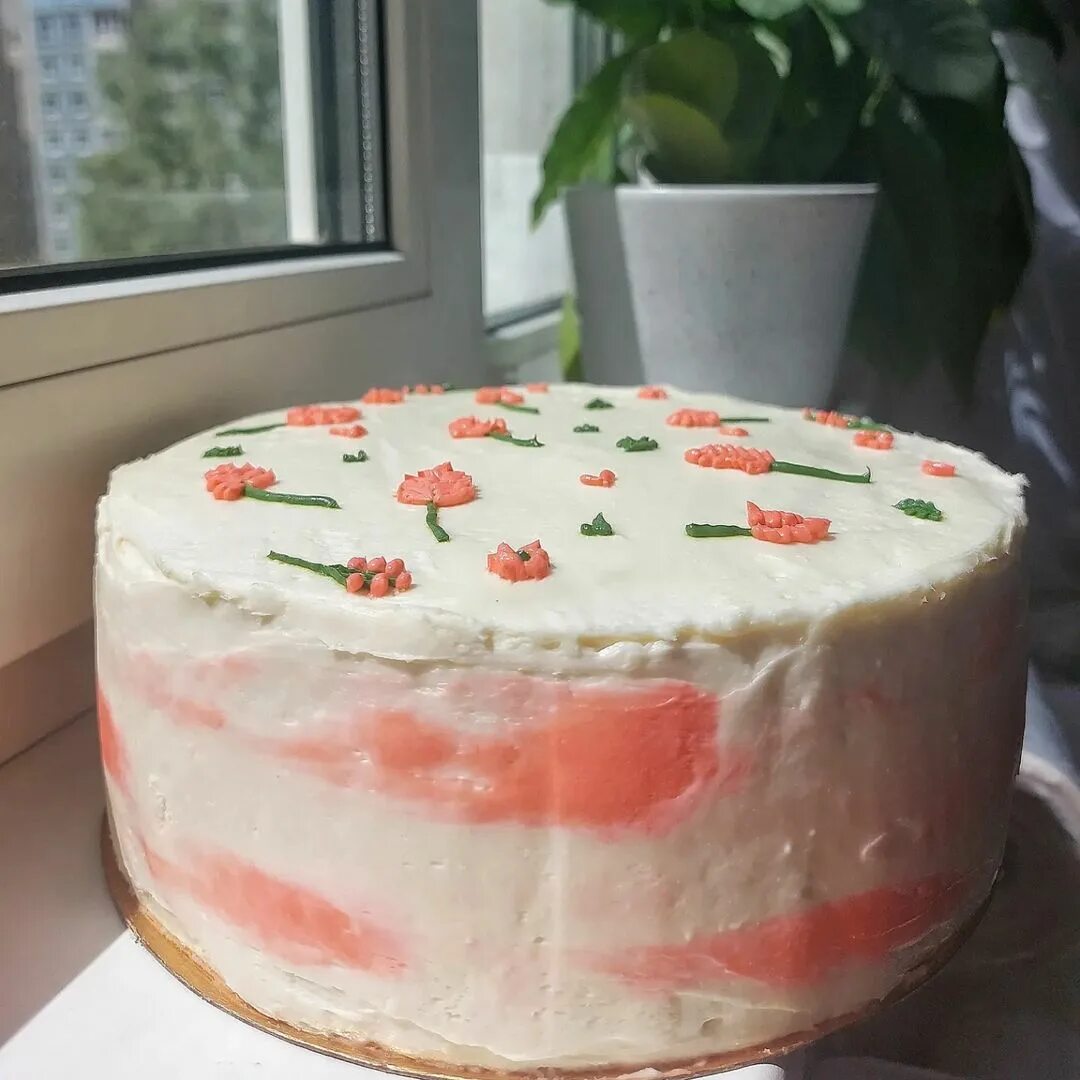 кремовый декор торта разноцветный. черновое выравнивание торта. бенто торт love you. крем для выравнивания бенто торта. крем для выравнивания бенто торта.