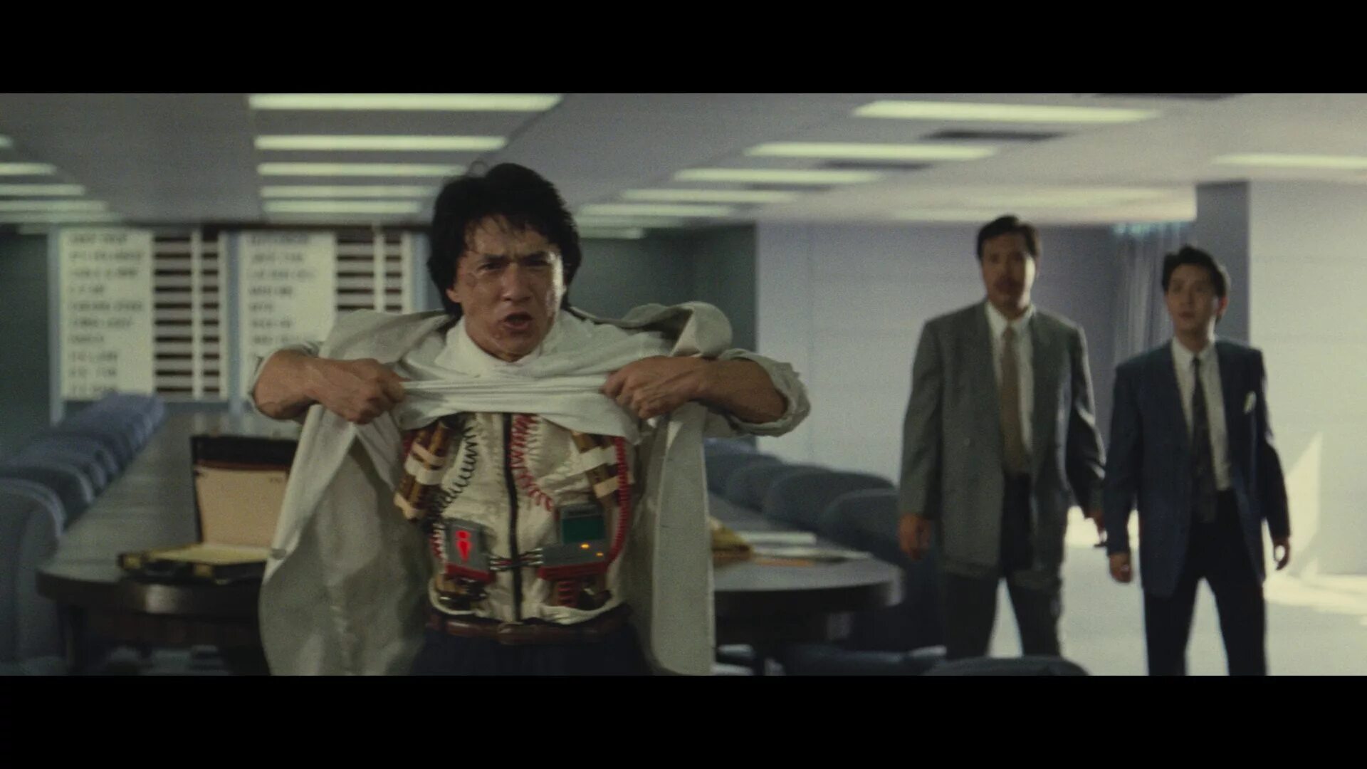 Фильм полицейская история с джеки чаном. Полицейская история (police story) 1985. Джеки чан полицейская история 2. История полиция 2. Полицейская история 2 фильм 1988 постер.