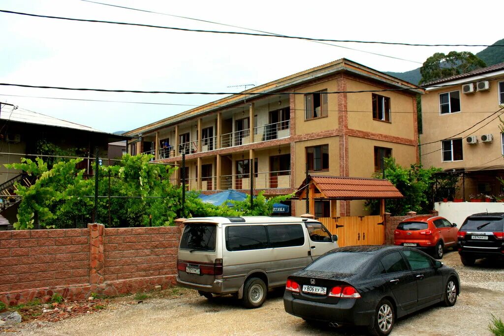 Абхазия гагры отель руно. Гостевой дом руно гагра. гагры ул сосналиева. абхазия гагра, ул султана сосналиева 12. руно абхазия гагра.