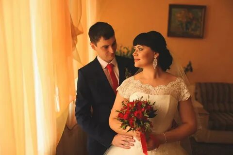 Сколько лет жене зубарева алине