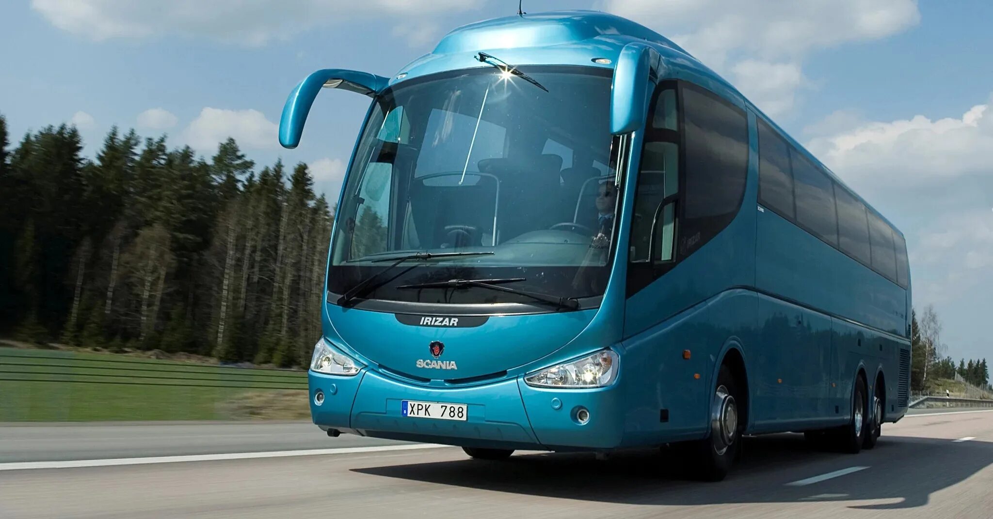 Межгород омск. Автобус. Туристический автобус. Пассажирский автобус. Красивый автобус.