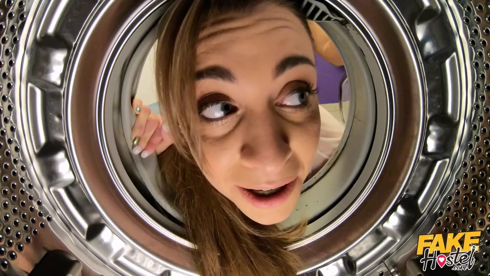 Josephine Jackson стиральная машина. Josephine Jackson Stuck in a washing Machine. Джозефина джексон 18