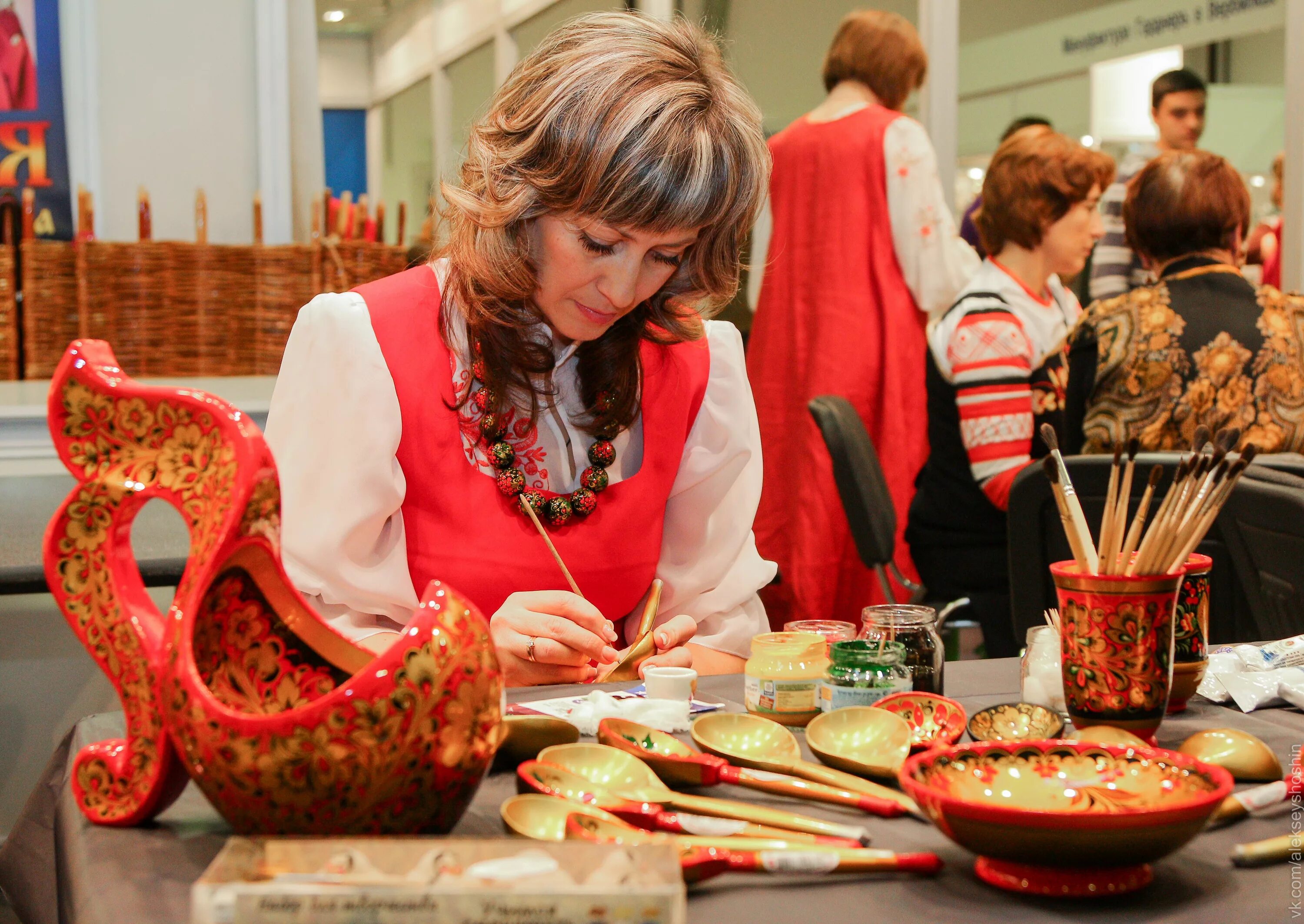 Мастер классы в туле. Гончарная мастерская мастер класс для детей. Музей тульский пряник медовые традиции. Тульский пряничный завод экскурсия. Музей тульский пряник медовые традиции.