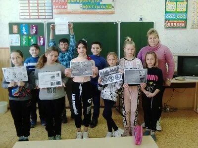 Директор штормовской школы. Мбоу крымская школа-гимназия. Преподаватели штормовской средней школы. Мбоу штормовская школа гимназия элжур. Элжур штормовская школа-гимназия.