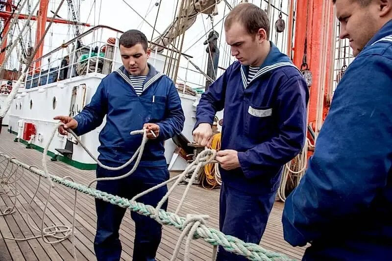 Работа в море матросом