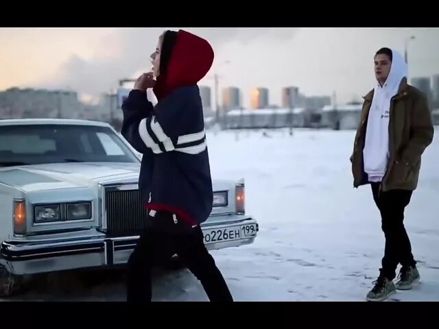 Фараон скр скр скр текст. Блэк сименс. фараон рэпер black siemens. скр скр скр в мертвых найках. фараон боэксимонс куртка.