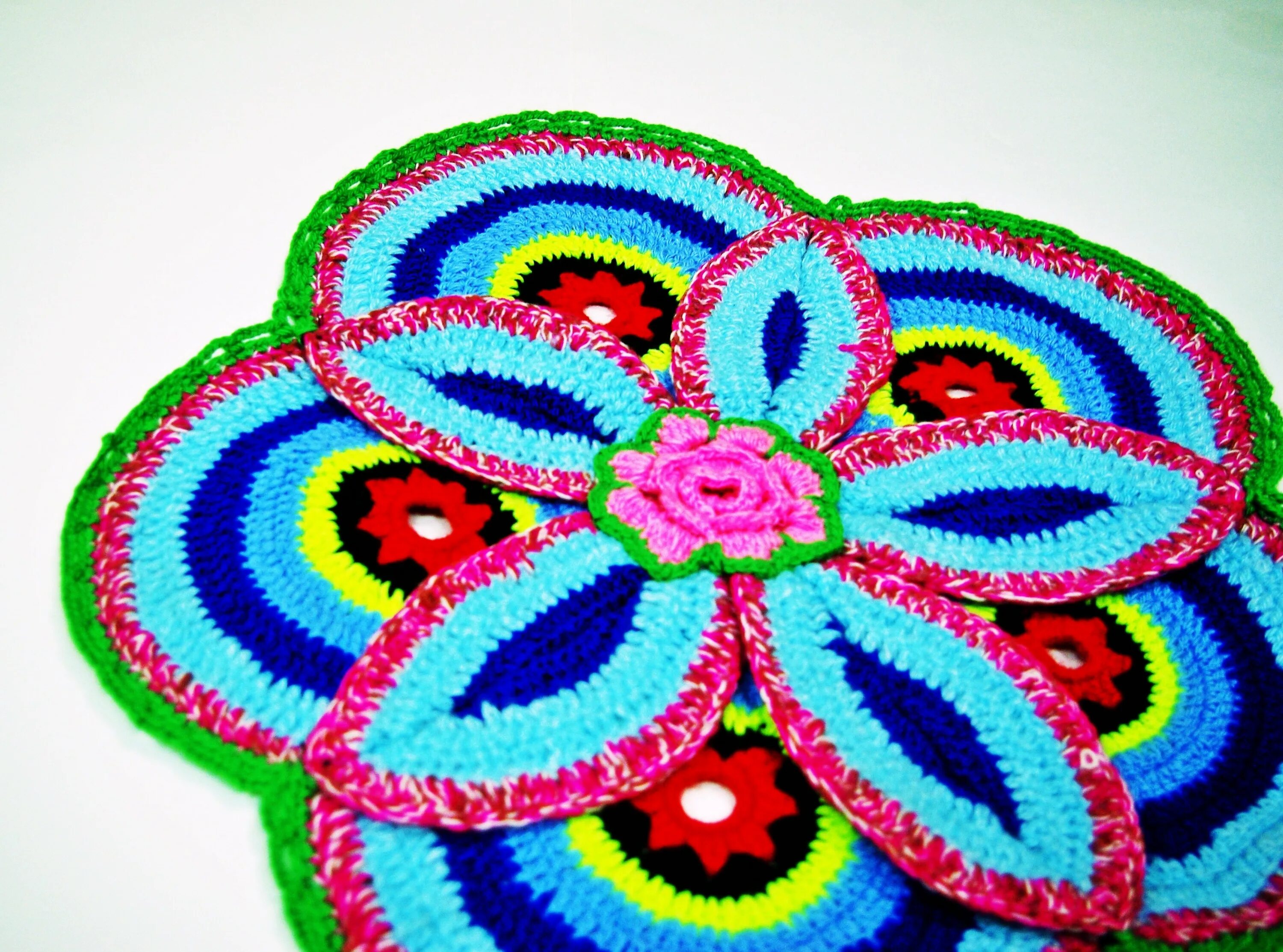 вязаные крючком полуковрик.