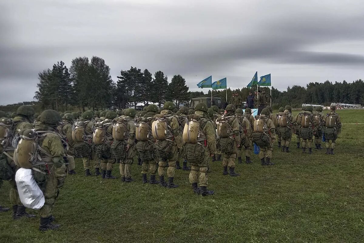 Русские военные 2023. Учения ВДВ В Белоруссии 2021. Запад 2021 военные учения Калининград. Запад 2021 военные учения. Запад 2021 ВДВ.