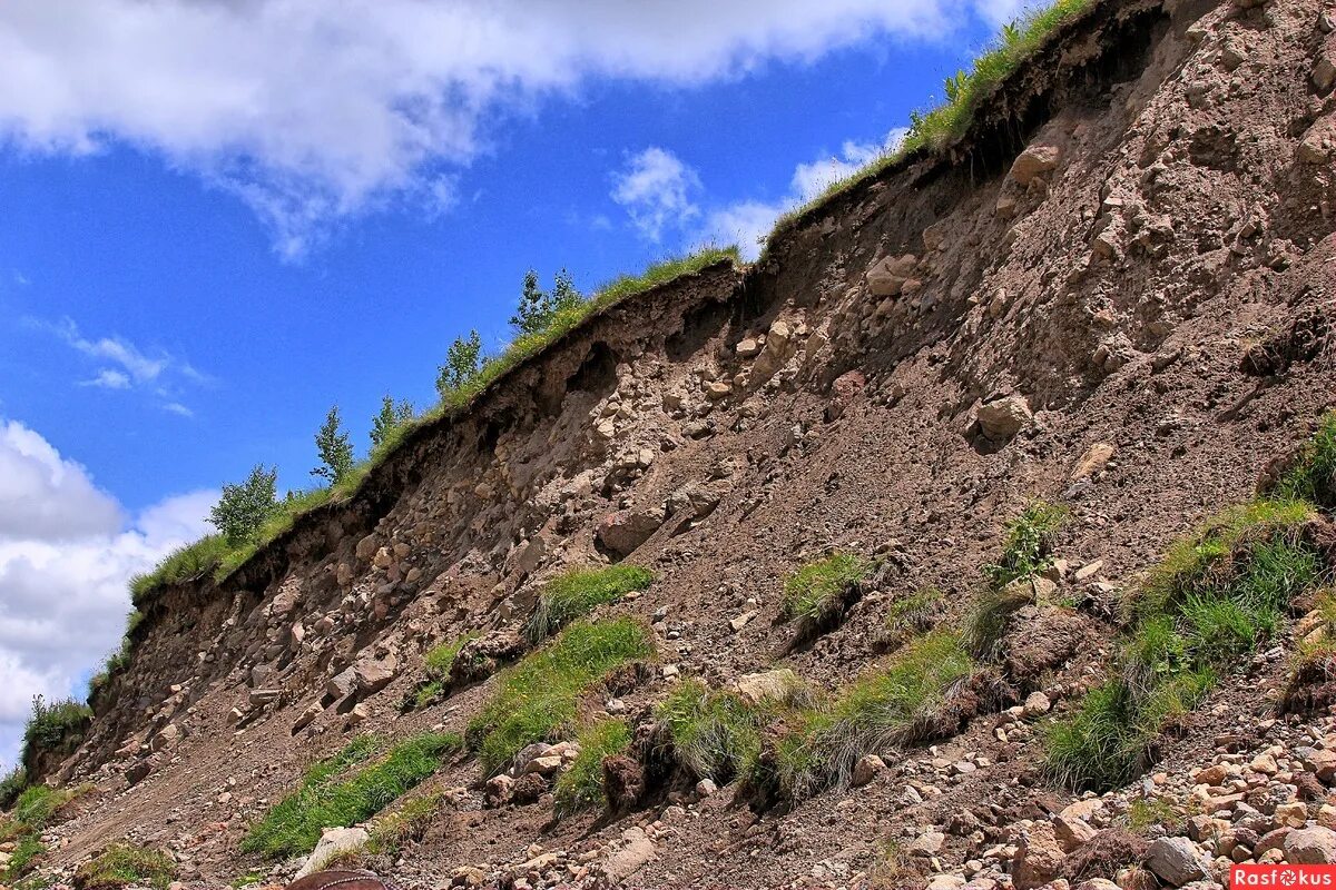 наклонная поверхность горы