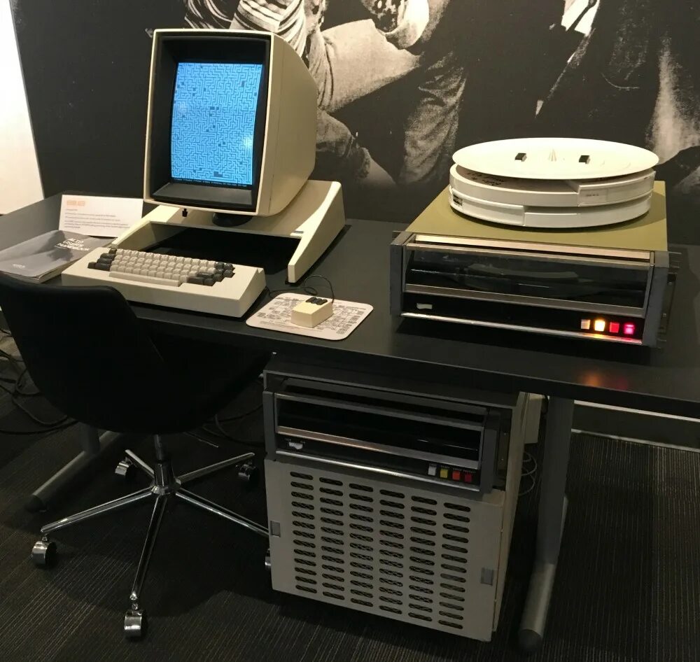 Как менялись компьютеры. Xerox Alto компьютер. Xerox Alto 1973. Xerox Parc компьютер. Xerox Alto 1973 год.