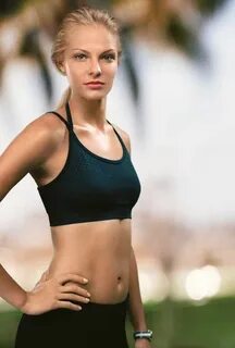 Спортивную русскую девушку