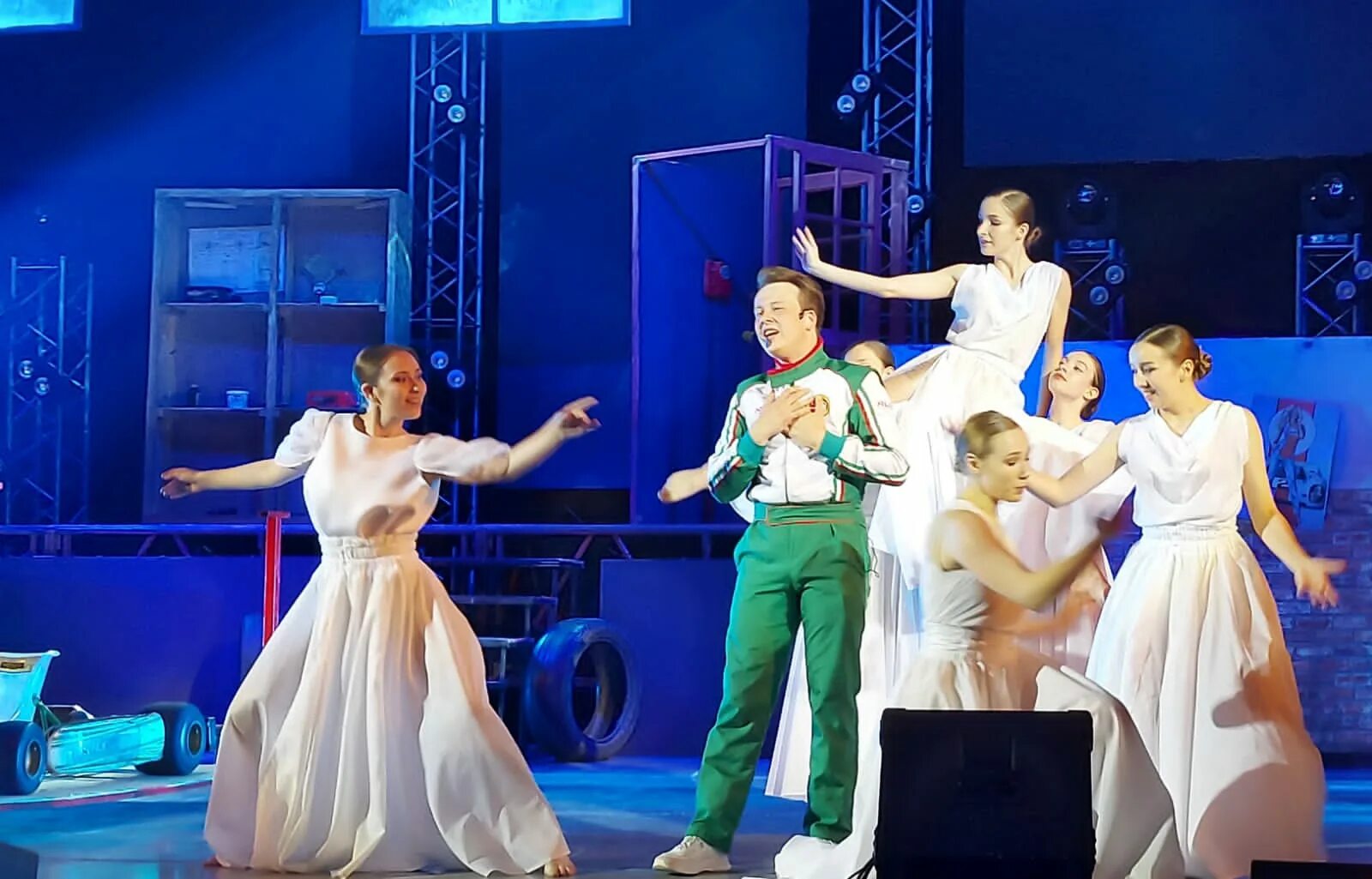 Собирает таланты в танце. Многогранный талант. Студвесна 2024. Студвесна мгу огарева. Студвесна мгу огарева.