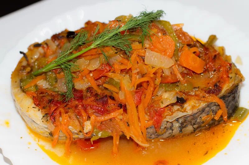 Как запечь овощи для шубы. Ингредиенты для селедки. Овощи на сковородке гриль. Запеченная свекла. Как запечь овощи для шубы.