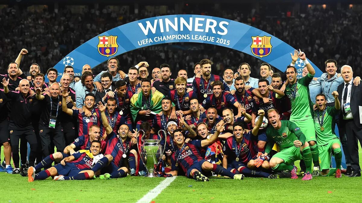 Барселона команда 2014. Спортивная команда. Чемпионы футбол 2015. Барселона чемпион лиги чемпионов 2015. Барселона ювентус финал лч.