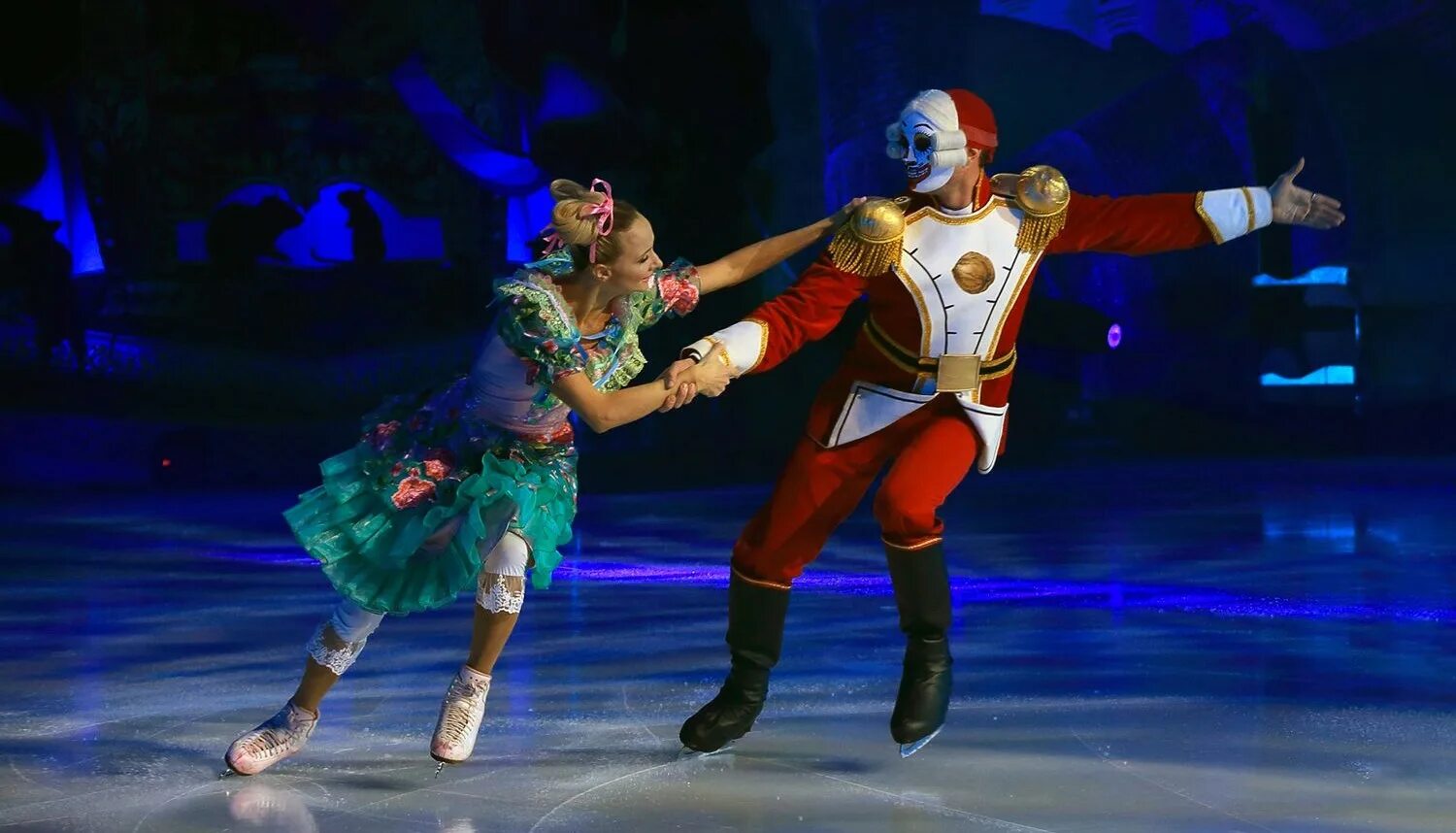 Ice shows. Ice shows. Морозко шоу ильи авербуха. Шоу paradise on ice. Ice shows.