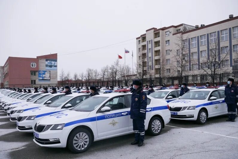 Дежурное гибдд челябинск. Областное ДПС Челябинск. Челябинское областное ГАИ. ДПС ГИБДД Челябинск. Машины ДПС Челябинск.