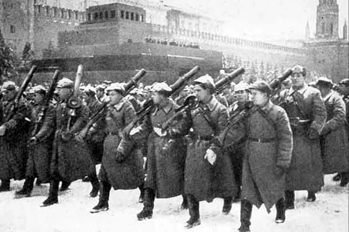 7 ноября 1943. Битва за Москву 2 мировая. Московская битва Великой Отечественной войны.