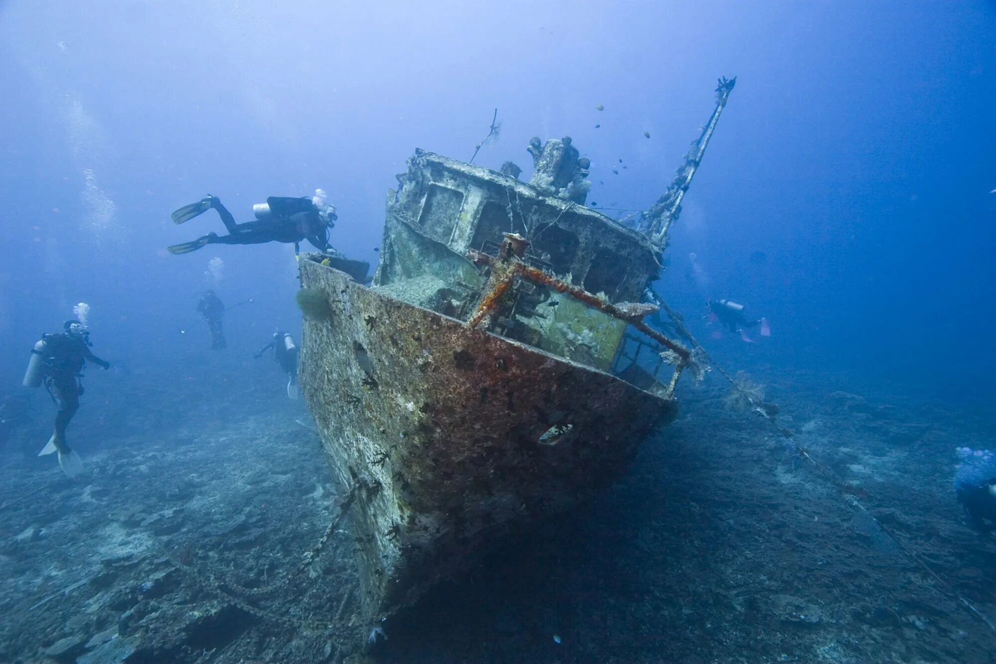 Затонувшие корабли на дне моря. Саргассово море Бермудский треугольник. Затонувший корабль в Анапе в чёрном море. Карибское море Бермудский треугольник. Саргассово море Бермудский треугольник на глубине.