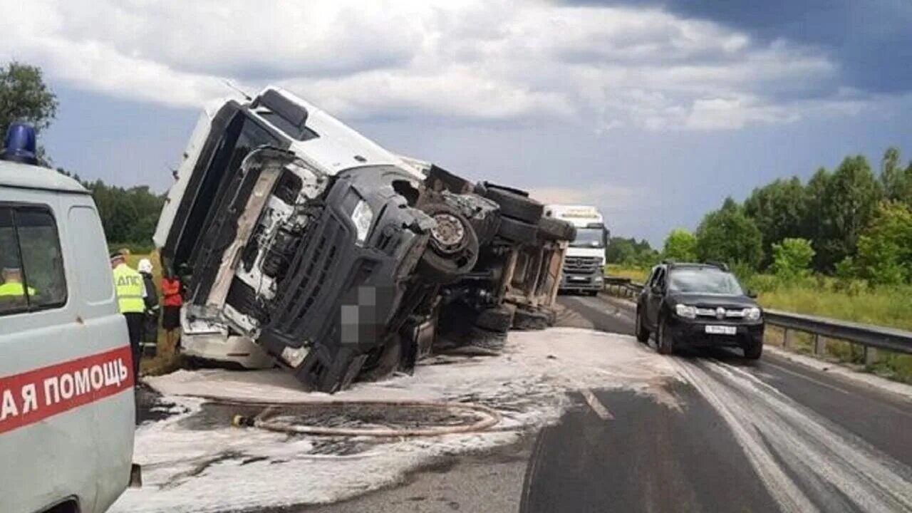 Авария м5 уфа. Авария на трассе м5 Башкирия вчера. Авария на м5 вчера Уфа-Челябинск трассе Уфа. Авария на трассе Уфа Челябинск.