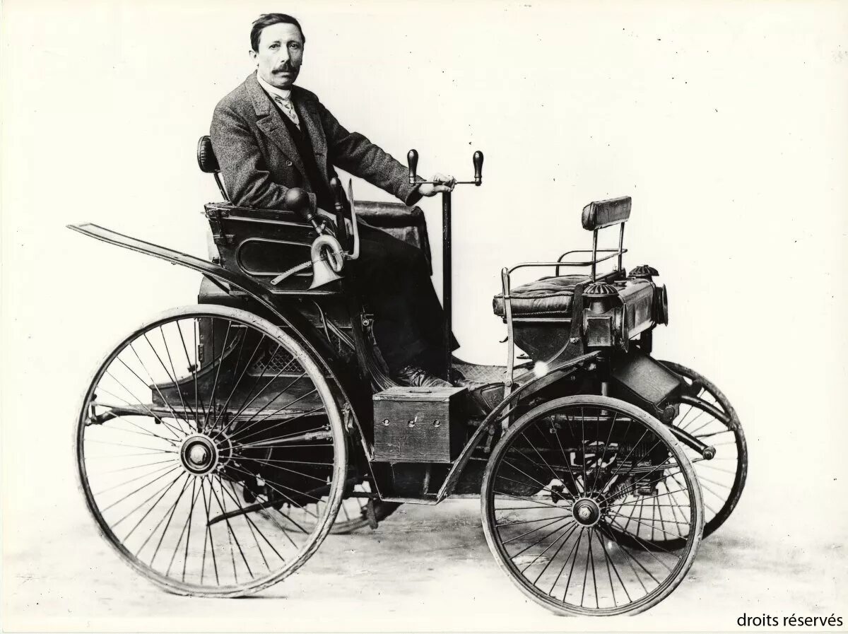 Первый автомобиль правила. Peugeot Type 2 1890. Armand Peugeot. Пежо 1894 года. Peugeot 1889 года.