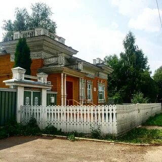 Где резной палисад