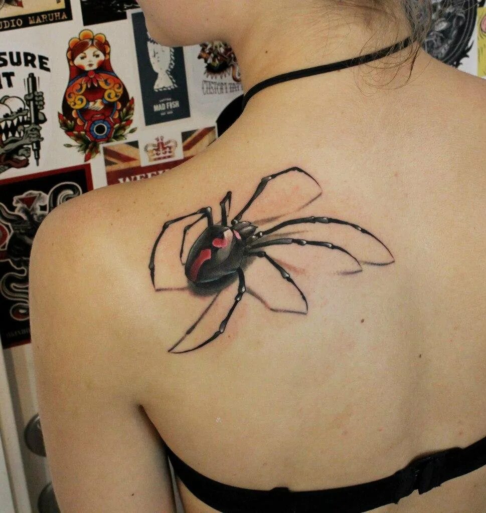 Тату паук у мужчины. Тату паук черная вдова. Тату паук на руке. Тату паук чёрная вдава. Тату паук на шее.