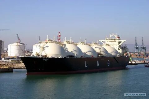 Танкер перевозящий сжиженный газ