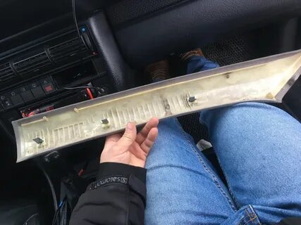 Обшивка передних стоек