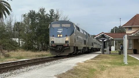 Amtrak mooning 2008 first set