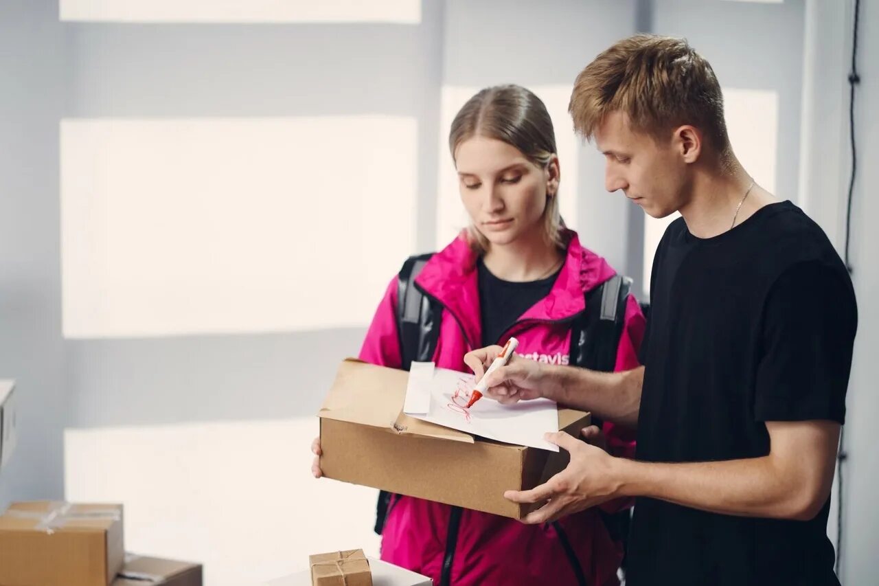 достависта форма курьера. достависта курьер москва. достависта. достависта курьер. Dostavista работа.