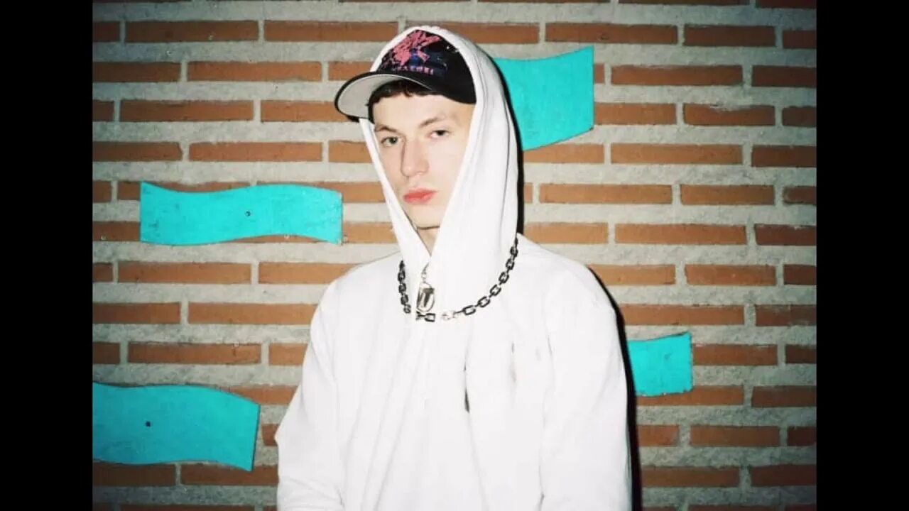 Bladee ecco2k. Дрейн bladee. bladee drain gang. bladee yung lean.