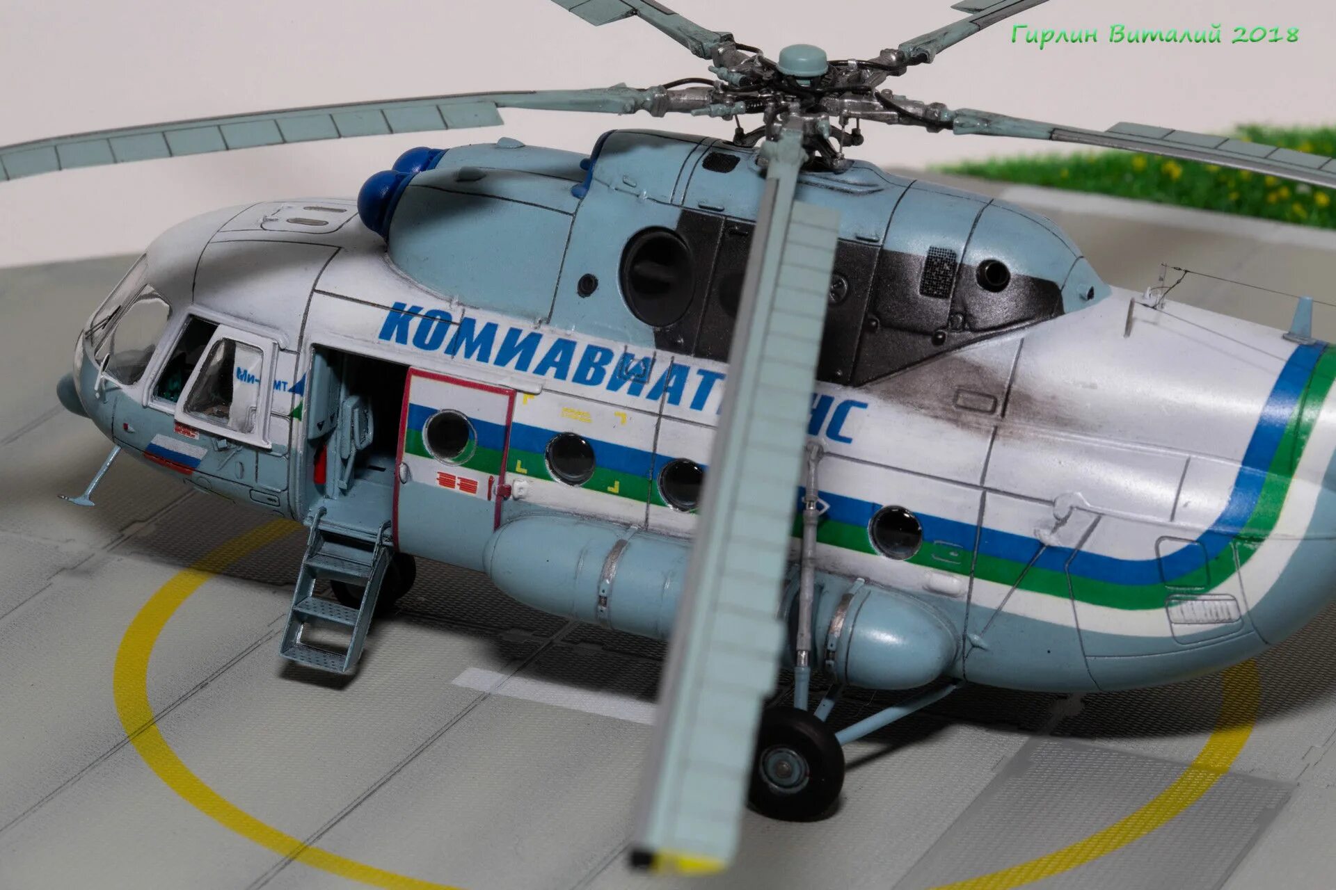 Модель вертолета ми 8 Газпромавиа. Ми-8 HOBBYBOSS. Макет вертолета ми 8. Ми-8 HOBBYBOSS 1-72.