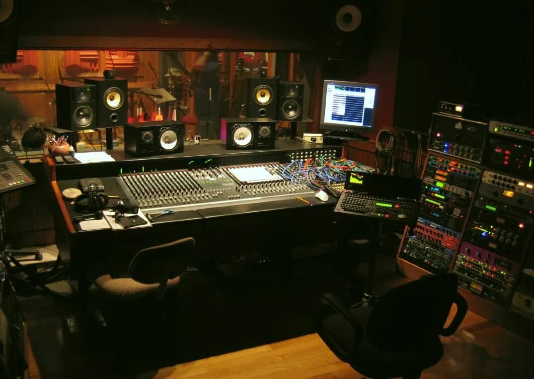 Olds recording trumpet. Концертный звукорежиссер. Olds recording. Olds recording. Olds recording.