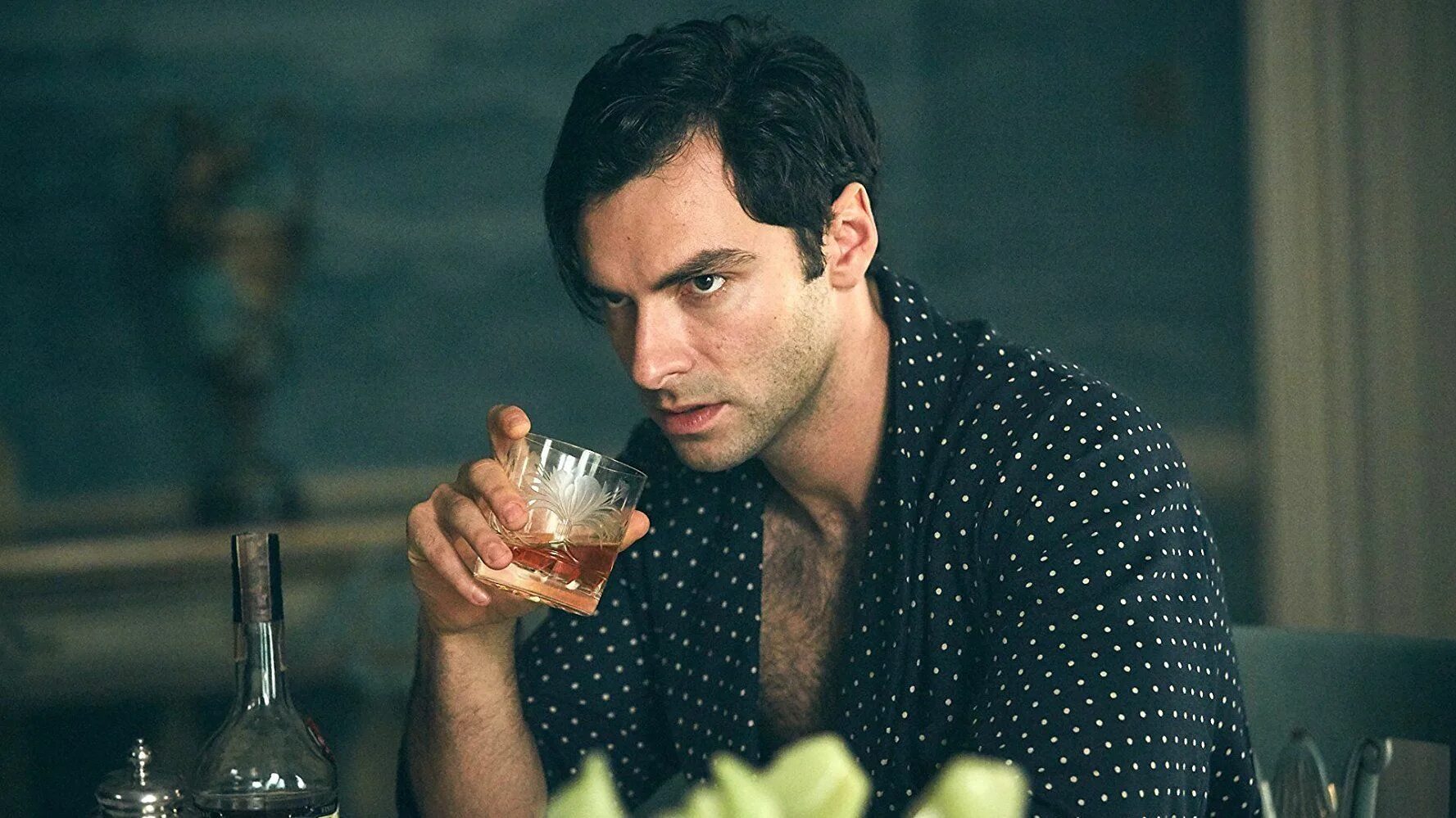 And then there were none. Эйдан тернер 10 негритят. and then there were none, сериал, 2015. и никого не стало 2015. эйдан тёрнер и никого не стало.