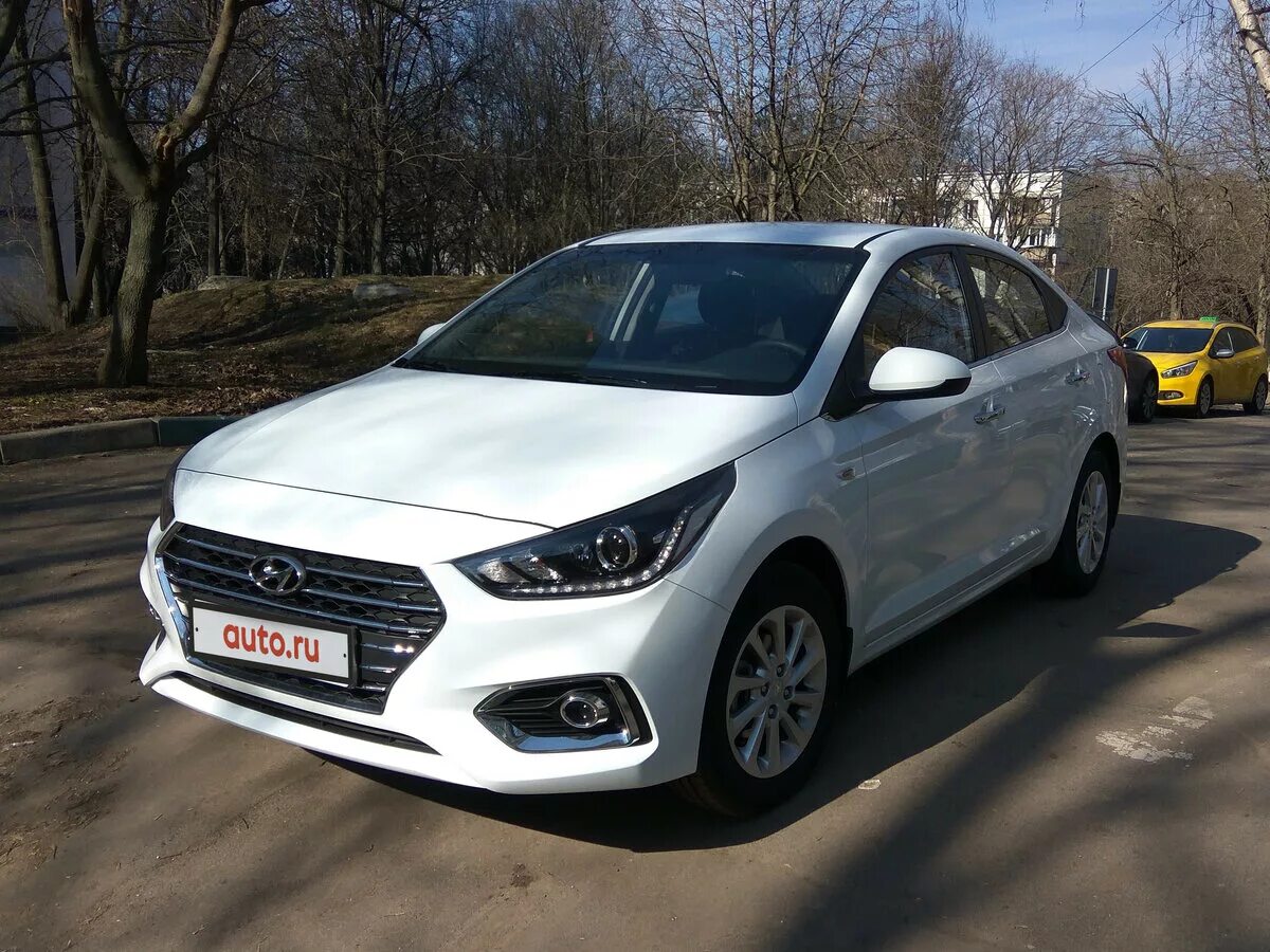 Солярис 18. Hyundai Solaris II 2017. Хендай Солярис 2017 белый. Хендай Солярис 2017 года белый. Hyundai Solaris 2017 года.