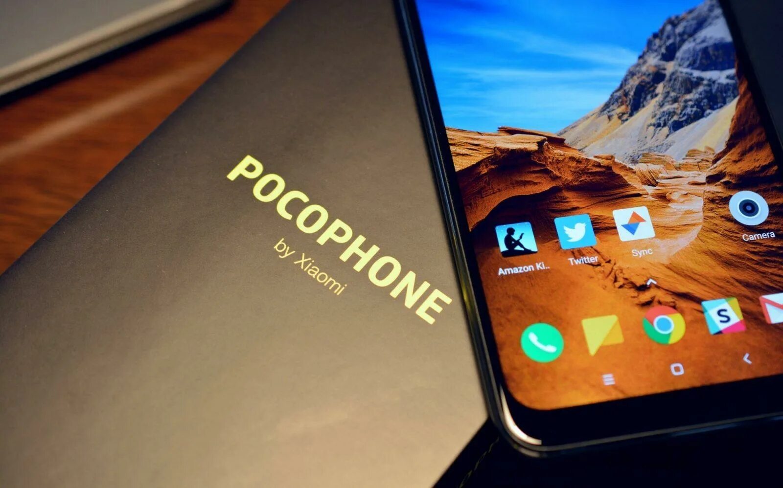 Андроид poco f 5. Xiaomi pocophone f1. mi pocophone f1. poco 1. xiaomi mi f1.