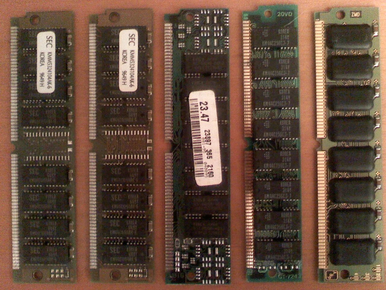 4116 Ram Chips. Simm Ram Module. Old Ram New Ram PC. Dual in-line Memory Module. Open memory