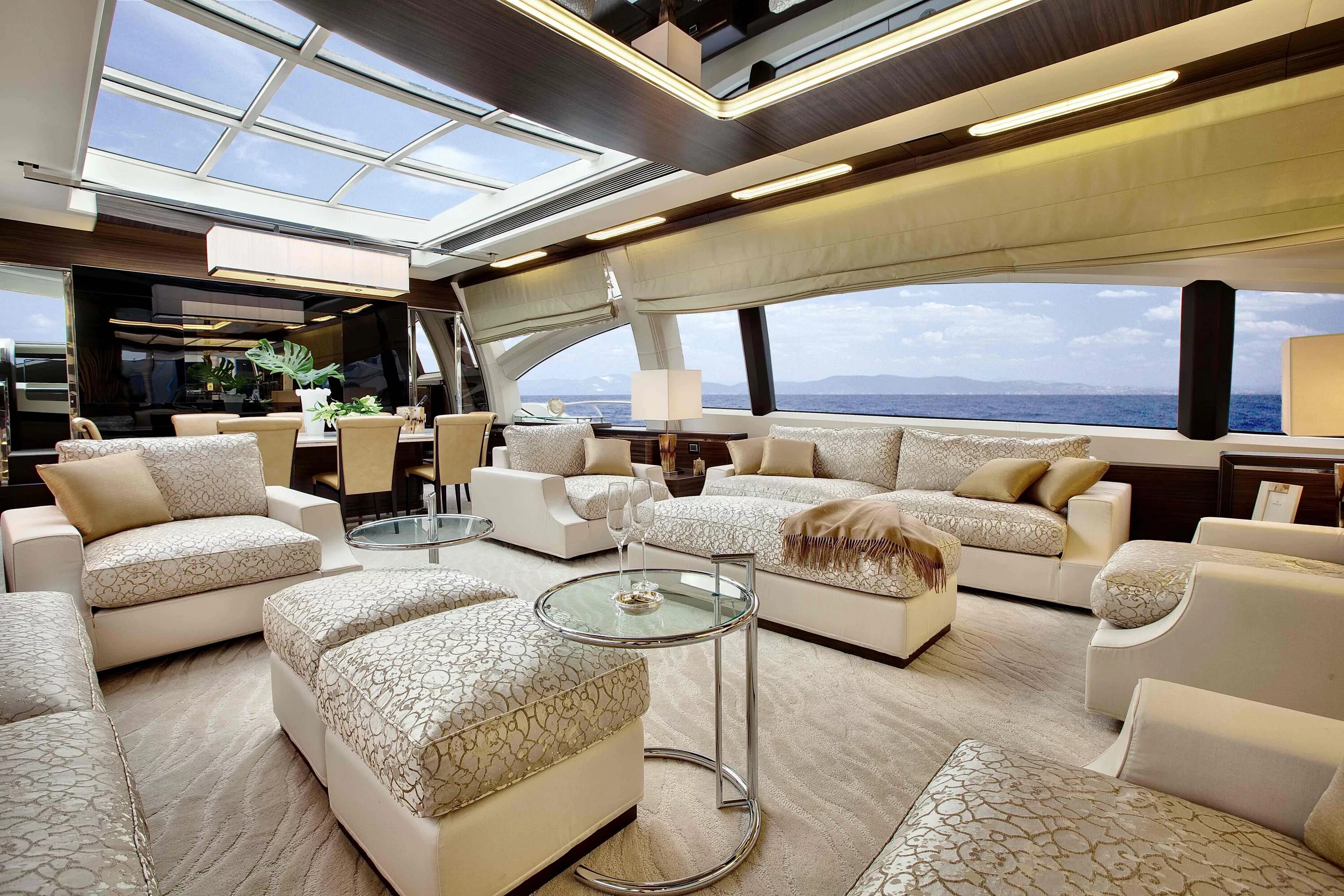 Яхта Azimut grande 120sl. Яхта Азимут 120. Azzam яхта интерьер. Яхта Pelorus интерьер.