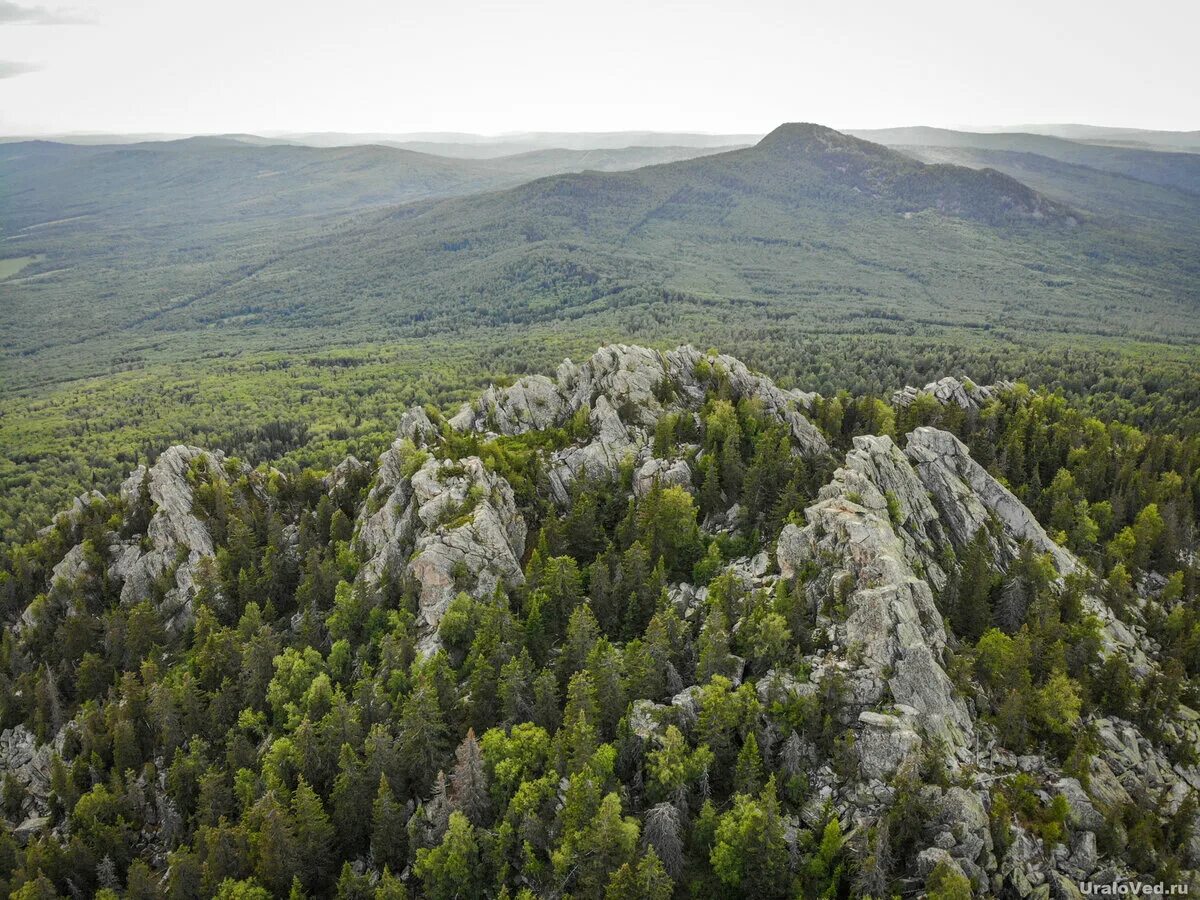 Гора Кирель Башкирия. Кирель гора Белорецк. Гора малиновая Белорецк. Ялангас гора Башкирия.